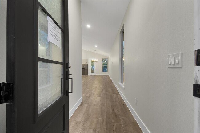 Foto del edificio - 346 Nene Ln
