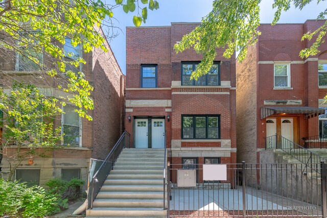 Foto del edificio - 1239 N Rockwell St