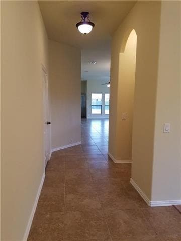 Building Photo - 701 Meadowbrook Ln