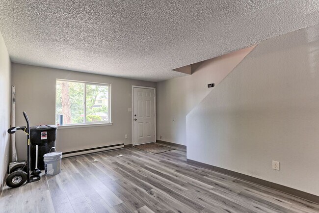Foto del edificio - 3542 Butternut Dr