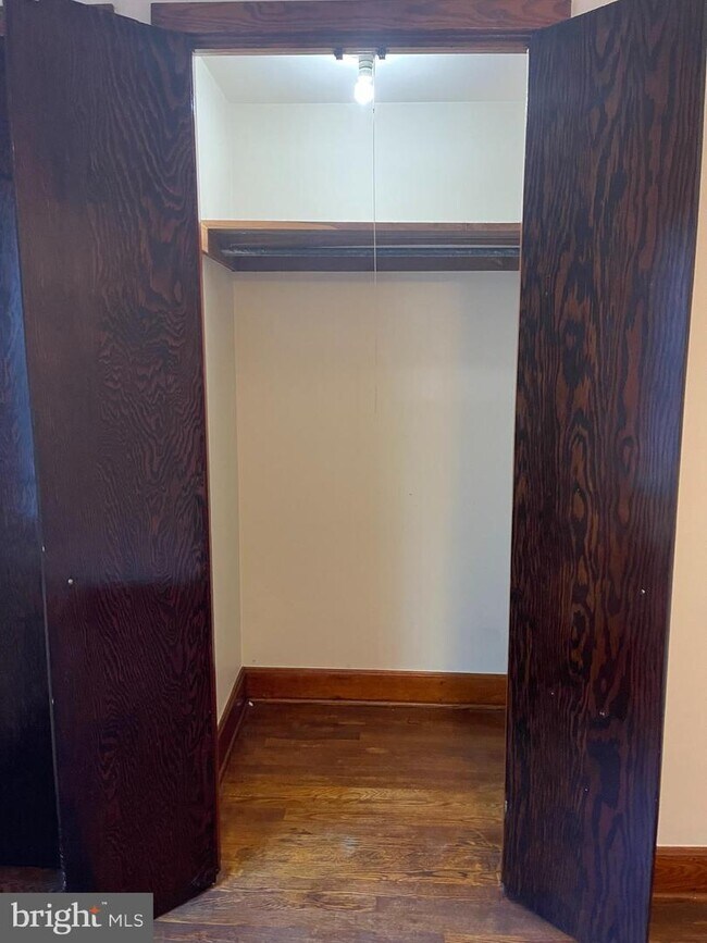 Foto del edificio - 5482 Buchanan Trail W