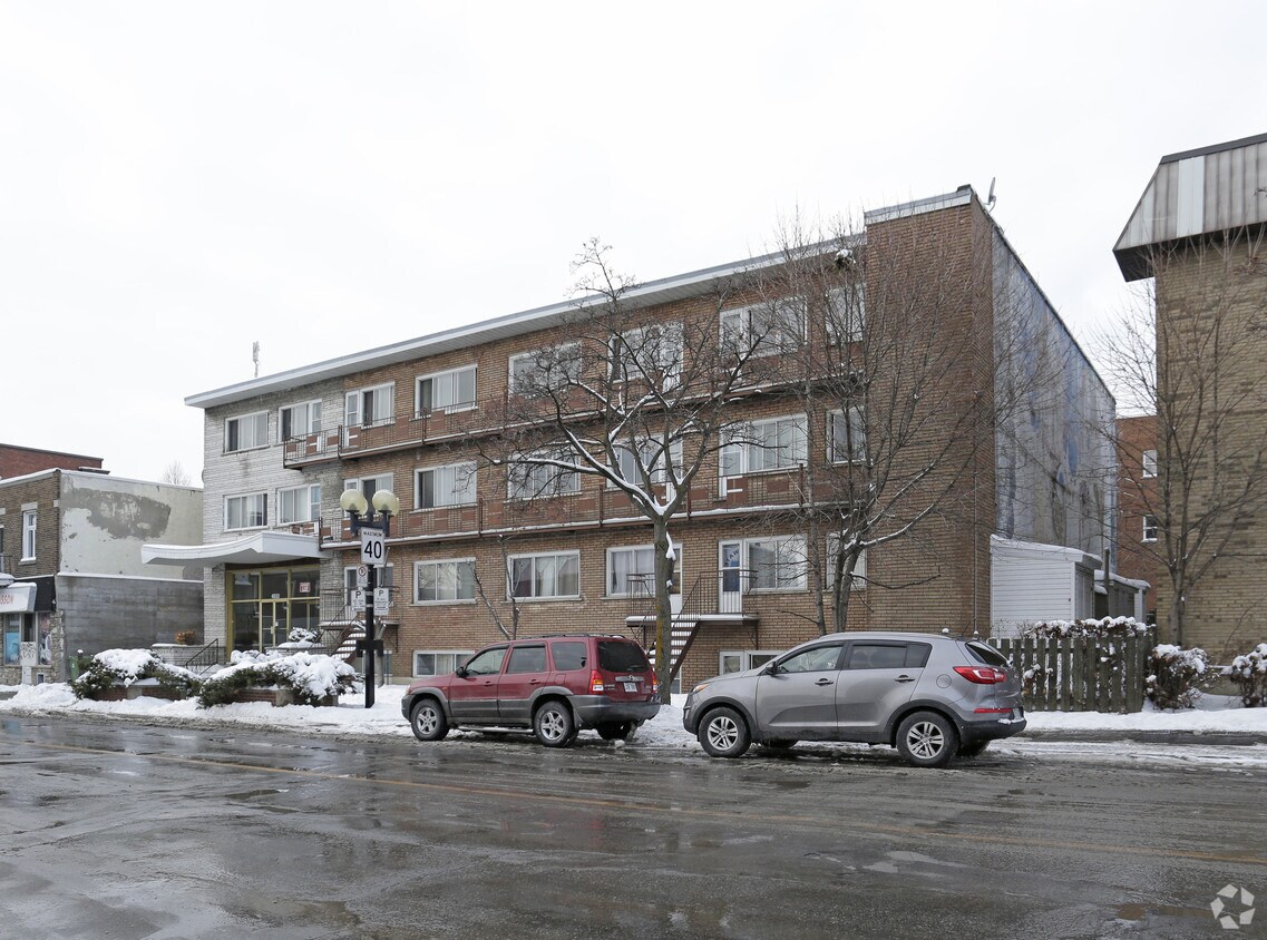 Primary Photo - 4033 Masson