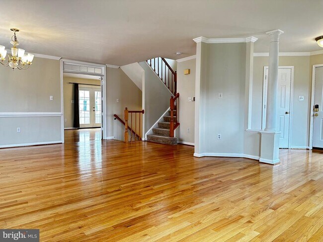 Building Photo - 6517 Summerton Way