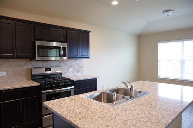 Foto del edificio - 11117 Furrow Hill Dr