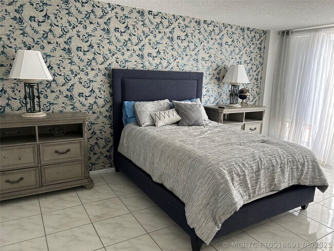Foto del edificio - 4020 Galt Ocean Dr