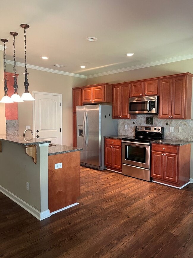 Building Photo - Stephanie Ct. Townhome