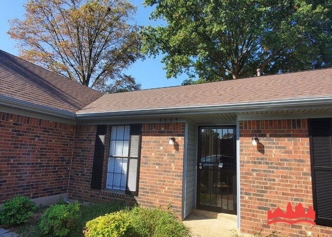 Building Photo - 4005 Niagara Cove