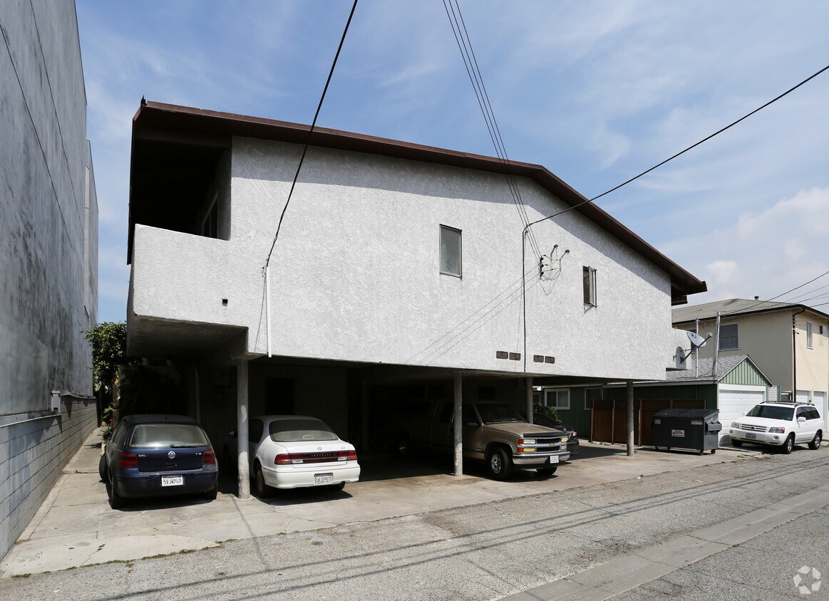 Building Photo - 12120 Washington Pl