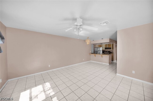 Building Photo - 517 SE 23rd Pl