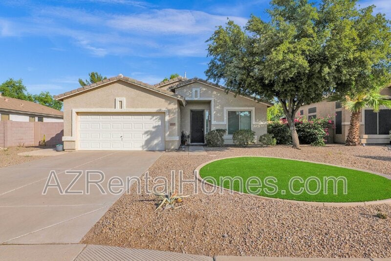 Photo - 2190 E Augusta Ave