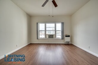 Building Photo - 1054 Normandie Ave