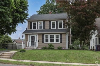 Building Photo - 75 Park Dr