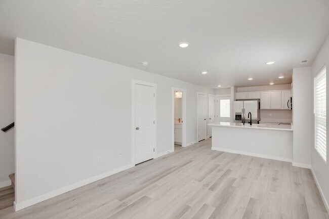 Foto del edificio - 2 Bedroom Cottage Now Available!