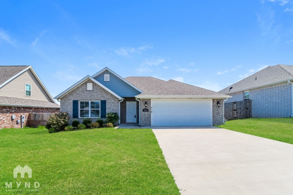 Foto principal - 5905 SW Teppee Ave