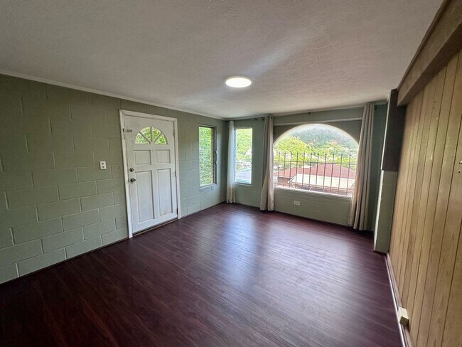 Foto del edificio - 2374 Gardenia St
