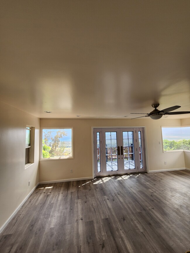 Building Photo - 306 Ekoa Pl