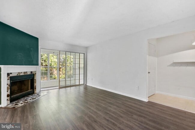 Building Photo - 9240 Caspian Way
