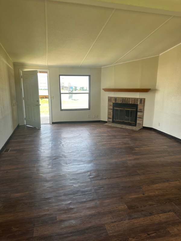 Building Photo - 175 Lorena Meadows Dr