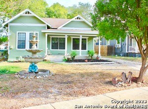 Foto del edificio - 713 Aransas Ave