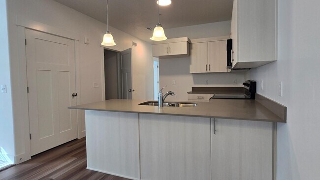 Foto del edificio - 6512 Skyline Lp Ln