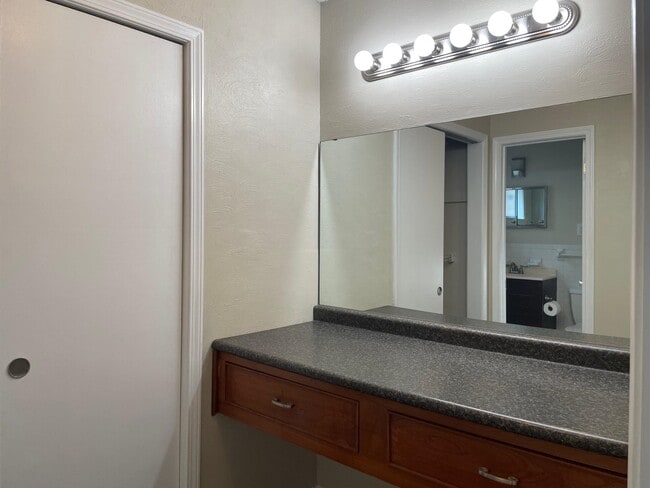 Building Photo - 6308 Heathcliff Cove