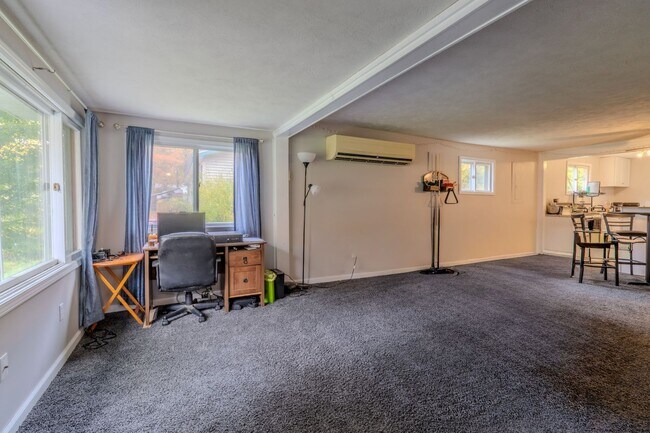 Foto del edificio - Lakeside Retreat on Duck Lake Peninsula