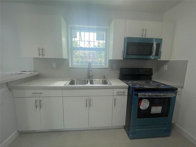 Foto del edificio - 2260 NW 61st St