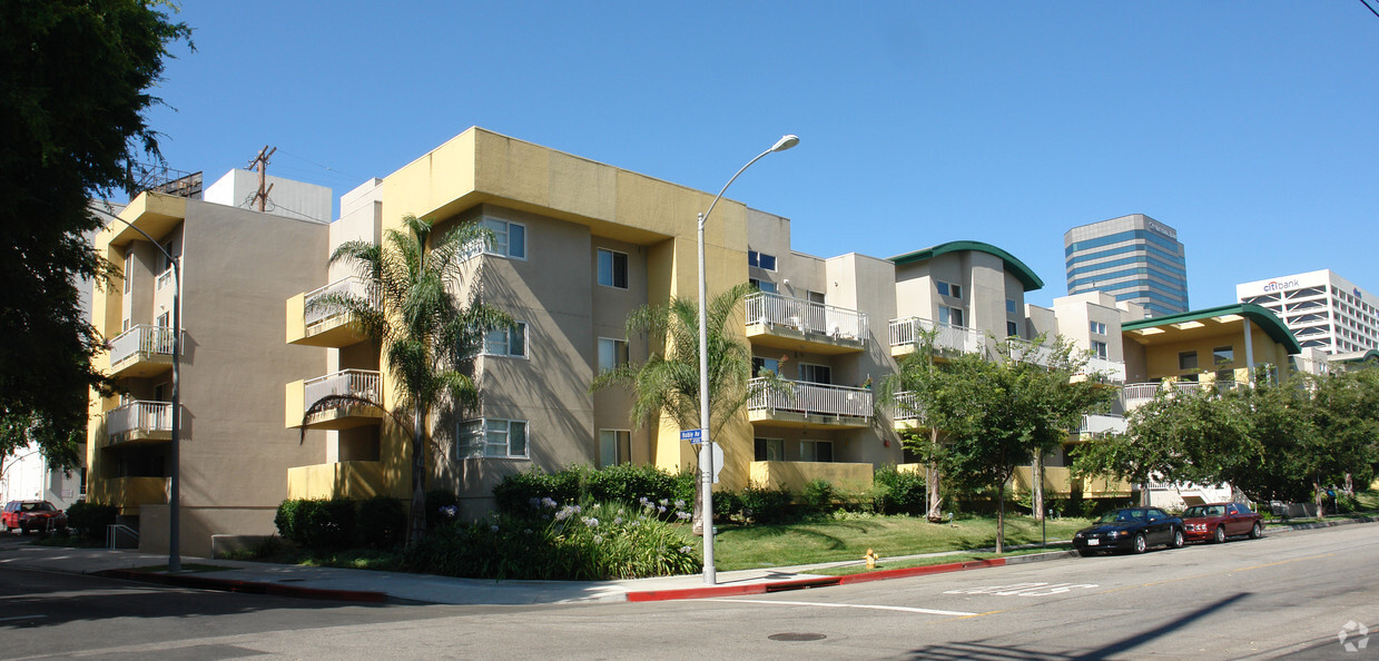 Primary Photo - Noble Senior Housing