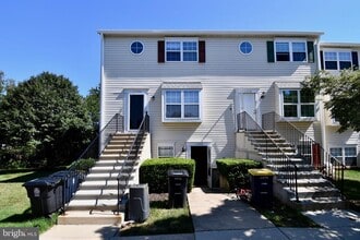Building Photo - 11234 Hannah Way