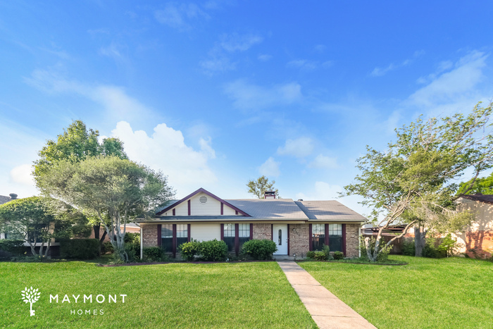 Foto principal - 2714 Stevens Point Ln