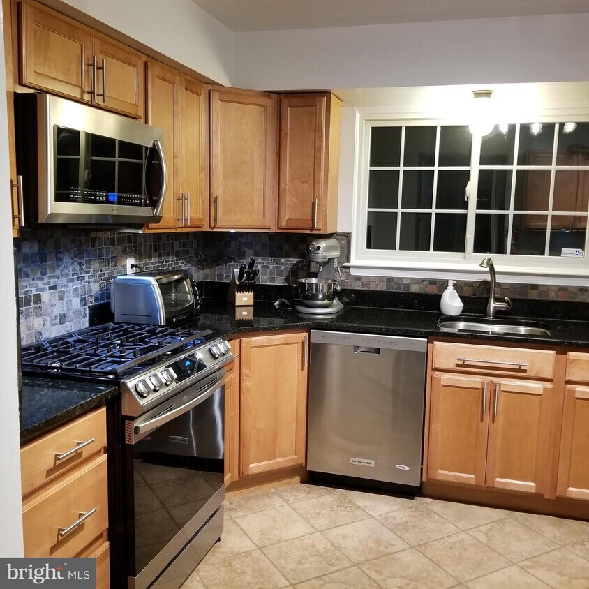 4531 Boastfield Ln, Olney, MD 20832 Townhouse for Rent in Olney, MD