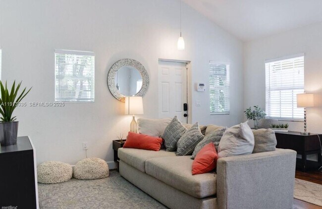 Foto del edificio - 7611 Abbott Ave