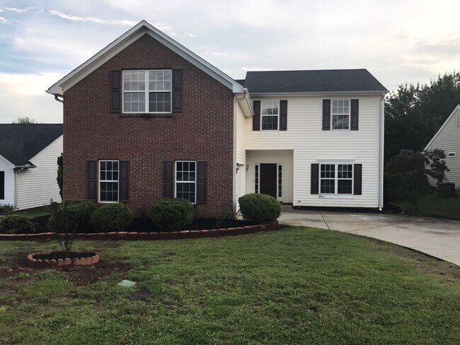 Foto del edificio - 100 Shelby Ct