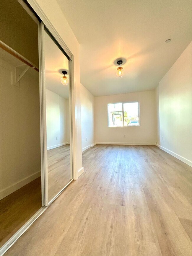 Foto del edificio - 1-Bed/1-Bath Near Downtown San Luis Obispo and Cal Poly