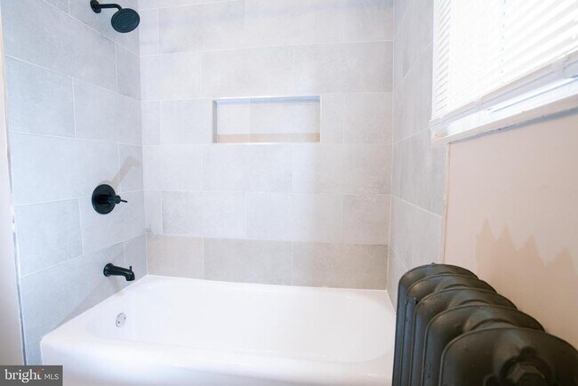 Foto del edificio - 5446 W Berks St