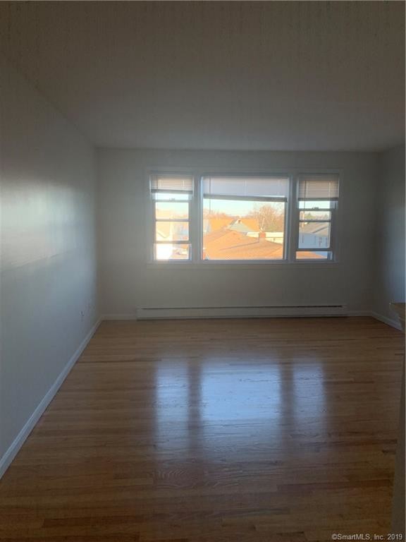 Foto del edificio - 1004 Campbell Ave