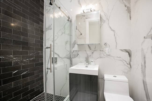 Foto del edificio - 536 W 159th St