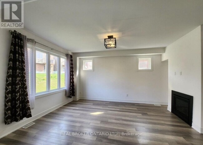 Photo du bâtiment - 9 Acacia Ct