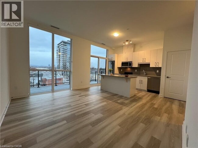 Photo du bâtiment - 2007 James St