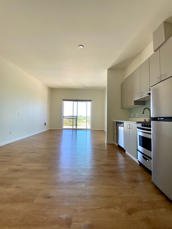 Foto del edificio - Bayview West Apartments