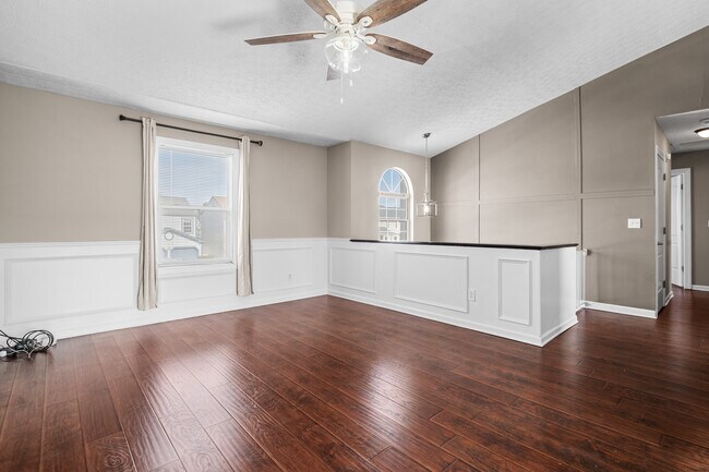 Foto del edificio - 6069 Northbend Dr