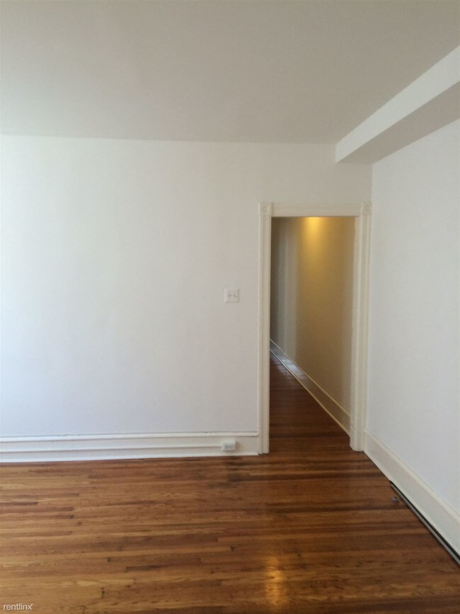 Building Photo - 125 S 44th St