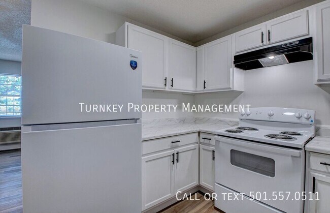 Building Photo - 5924 Southwick Dr