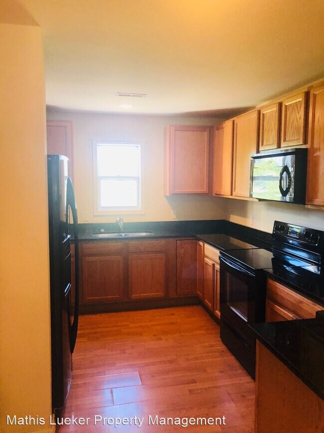 Building Photo - 4 br, 2.5 bath House - 7 Fuller Cir