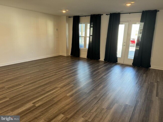 Foto del edificio - 417 Gillespie Dr