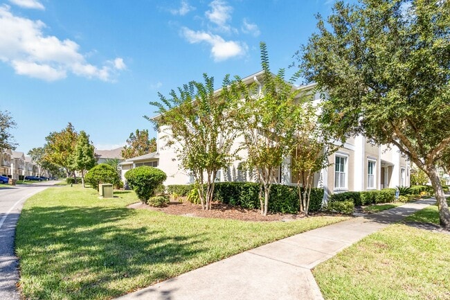 Foto del edificio - Beautiful 4/2.5 Townhome For Rent in Harmony