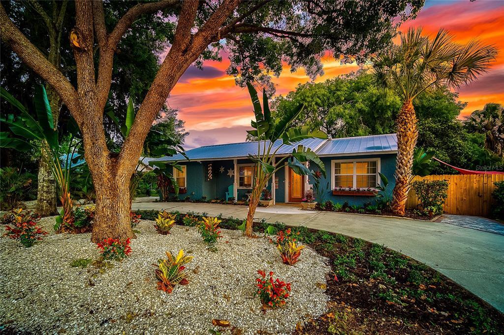 Foto principal - 426 Eagles Nest Ln