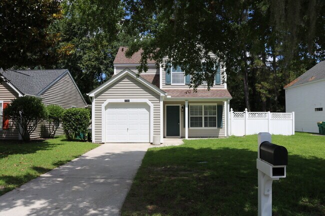 Building Photo - Four Bedroom Home with Private Fenced Back Yard in the Farm!