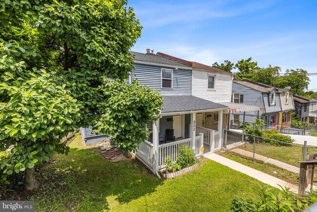 Foto del edificio - 920 52nd St NE