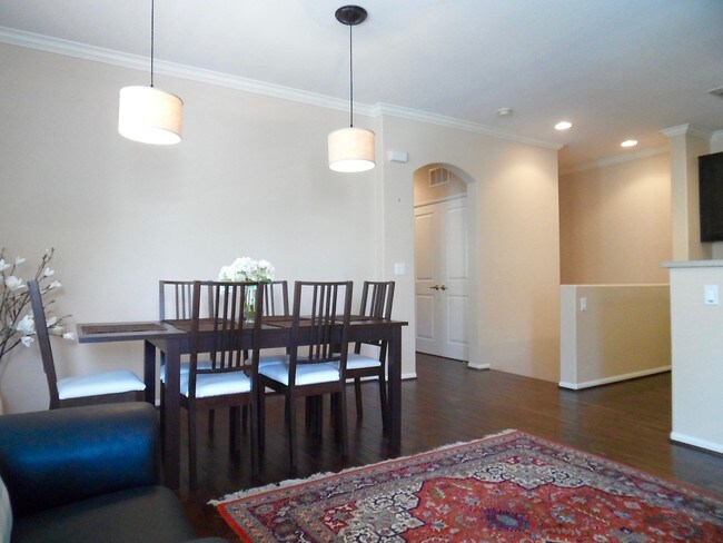 Foto del edificio - 14121 Brent Wilsey Pl